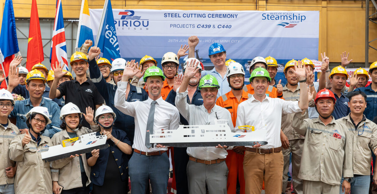 steel-cutting-ceremony-group-photo