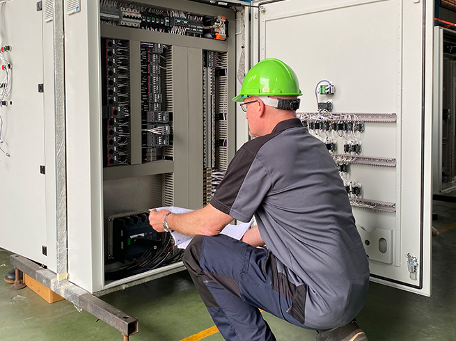 Electrical-contractor-IPE-visit-06