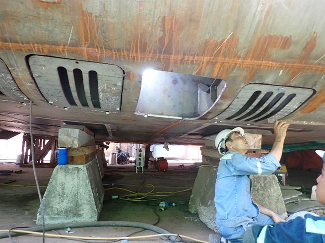 Menawethan-Installing-sea-grids-220425