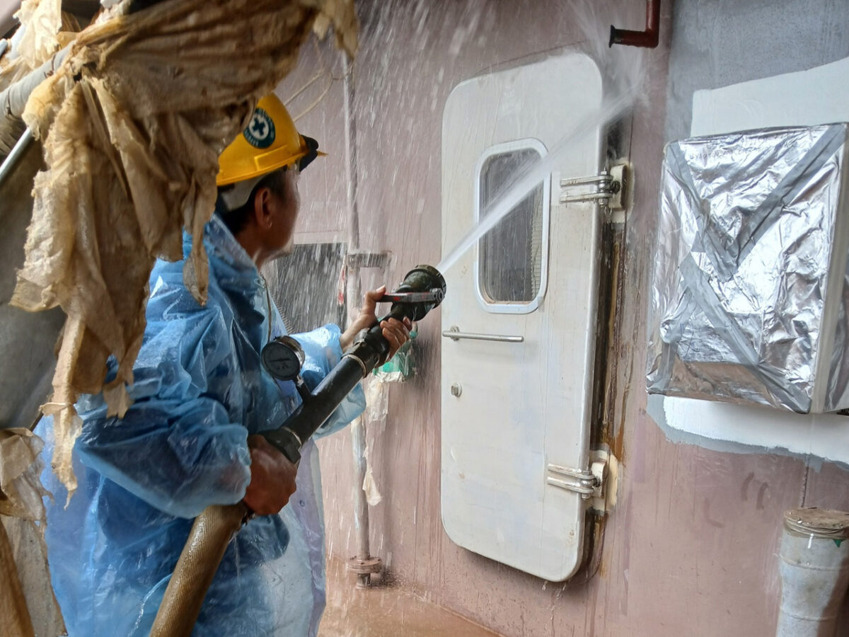 menawethan-door-hose-test-01